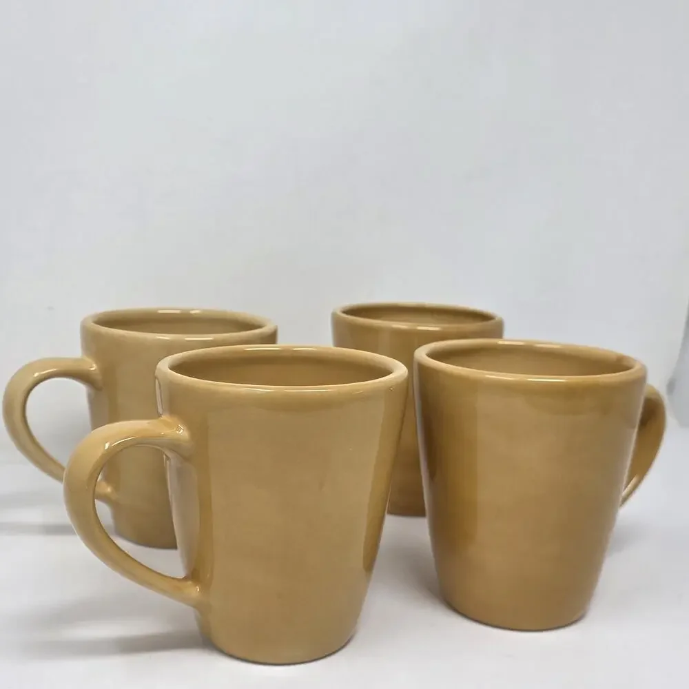 Pottery Barn Sausalito Amber Yellow Mug Made in China Set Of 4 **flaw